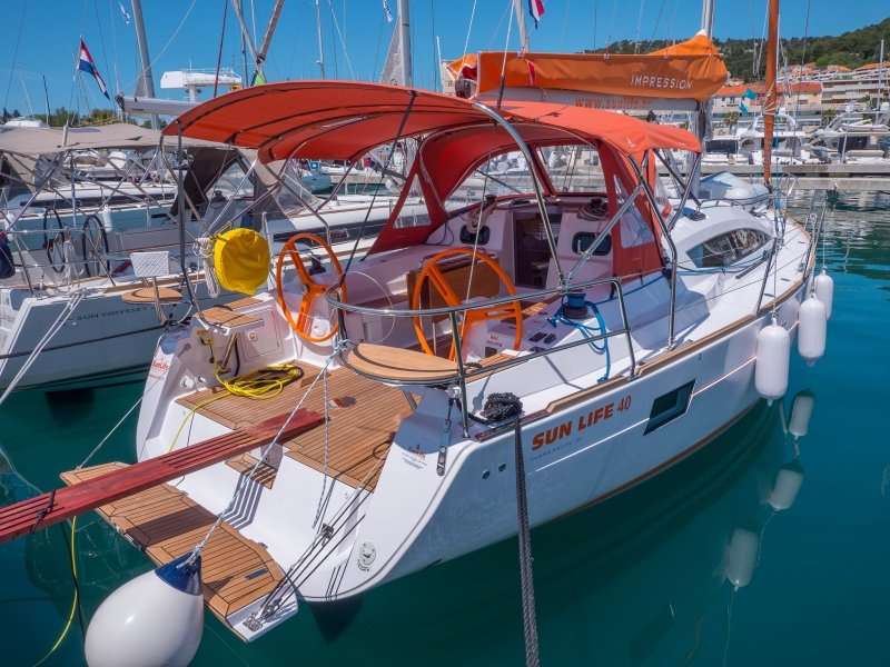 Elan 40 Impression “Happy” – Sailing Holidays in Croatia with Style, Comfort and Best Value - 