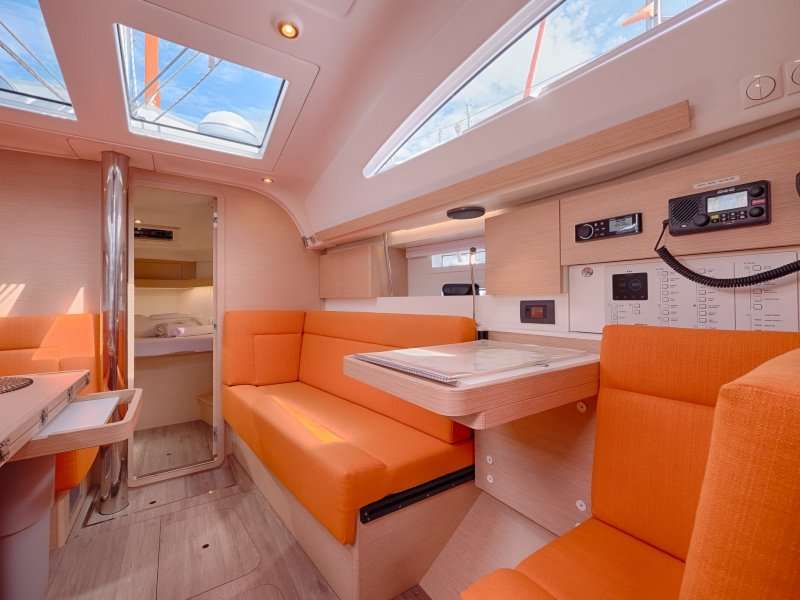 Elan 40 Impression “Happy” – Sailing Holidays in Croatia with Style, Comfort and Best Value - 