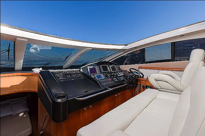 Sunseeker Predator 72 - 