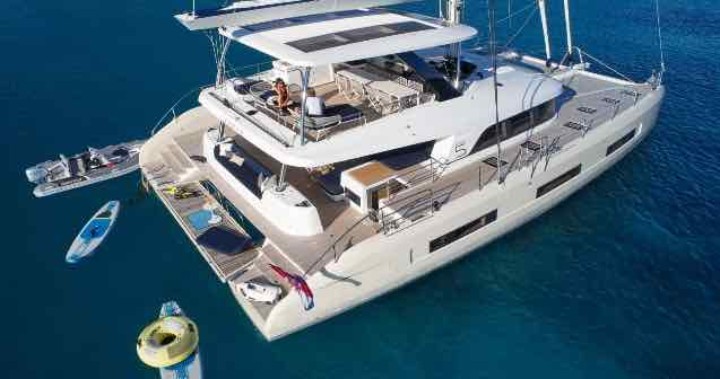 Lagoon Sixty 5 - 