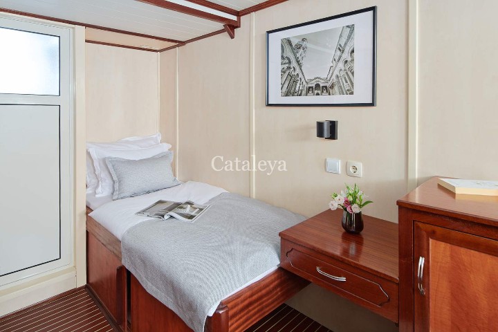 Cataleya - 