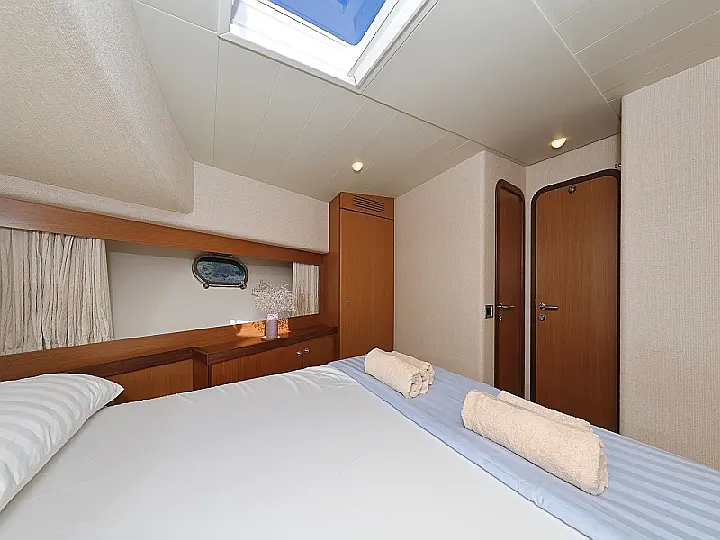 Ferretti 681 - 