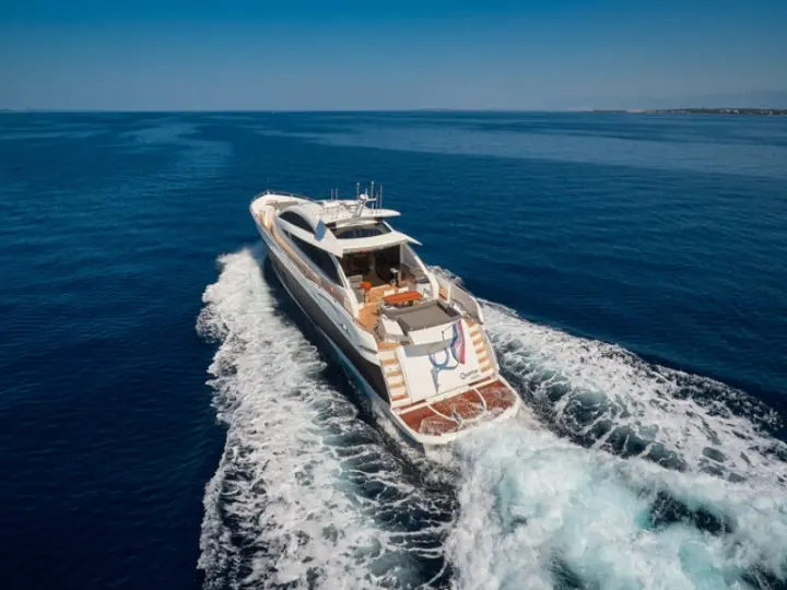 Sunseeker Predator 108 - 