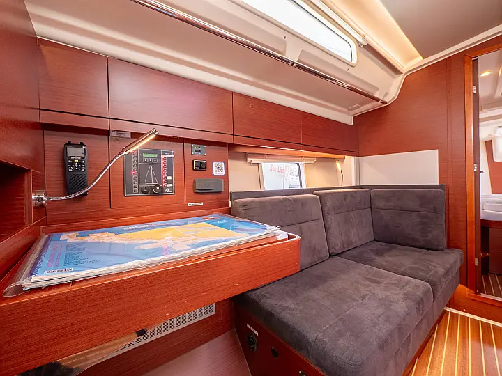 Hanse 418 - 