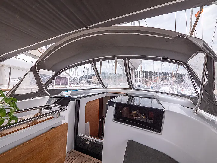 Hanse 418 - 