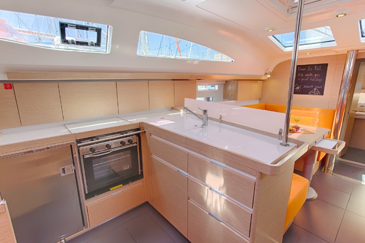 Elan 45 Impression - Elan 45 Impression Charter Croatia